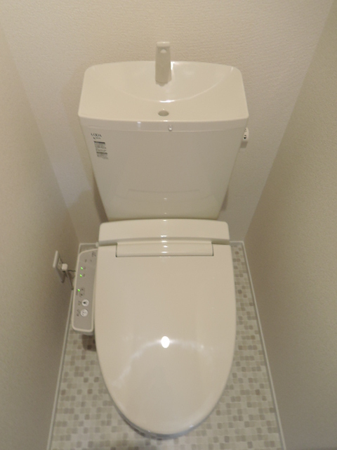 トイレ　トイレ