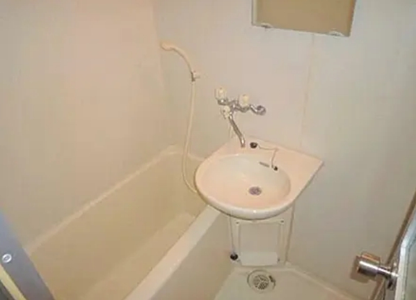 バス・シャワールーム　風呂