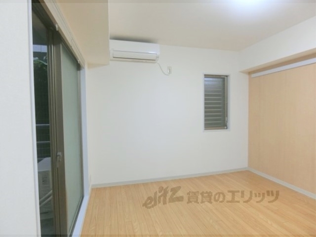 居室・リビング　洋室