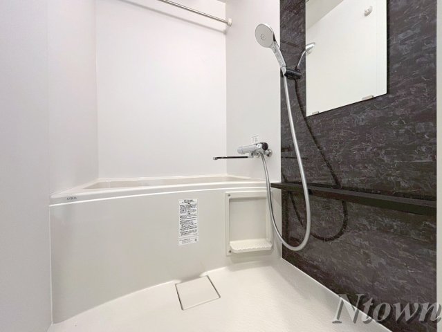 バス・シャワールーム　ゆったり過ごせるお風呂です