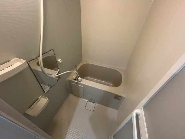 バス・シャワールーム　お風呂です