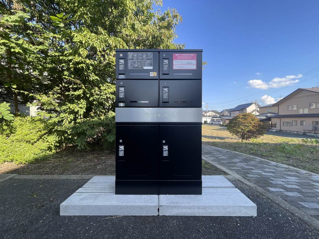 建物外観　宅配ＢＯＸ