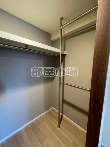 収納　ウォークインクローゼット