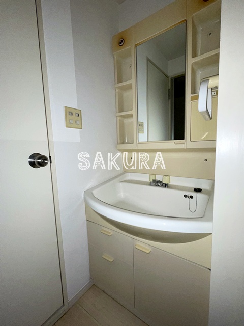 洗面設備　忙しい朝には欠かせない洗面所です♪