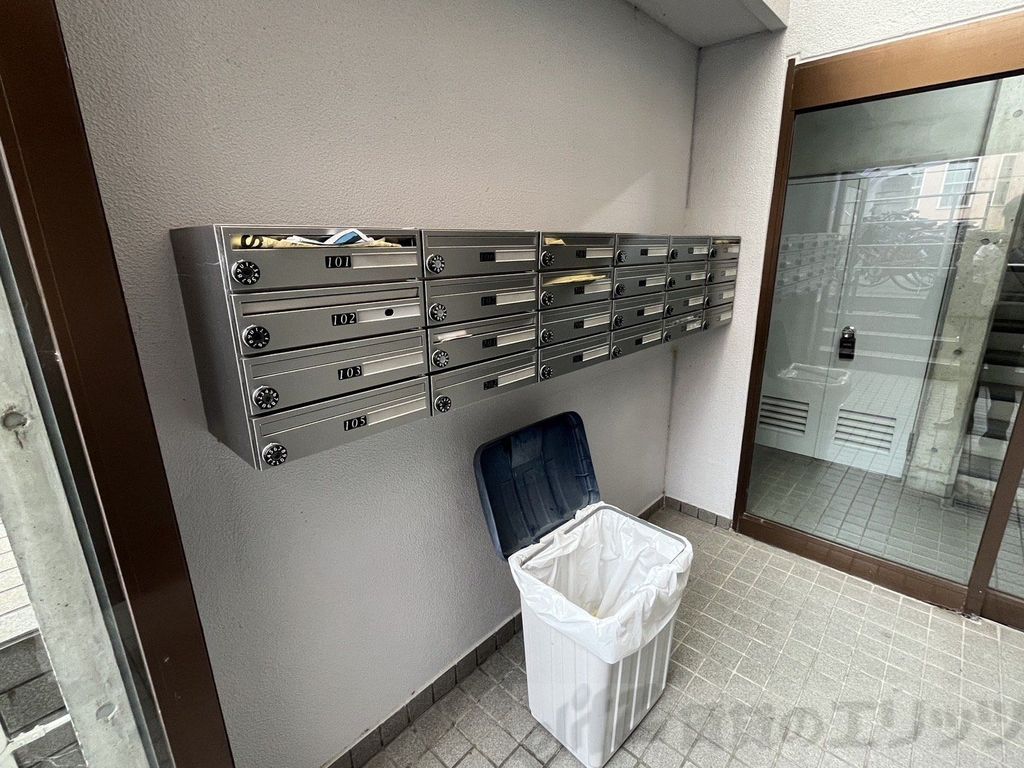 ロビー　バルコニー