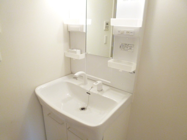 洗面設備　独立洗面台です◎