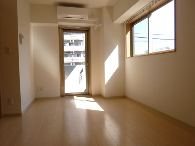 居室・リビング　明るい室内◎