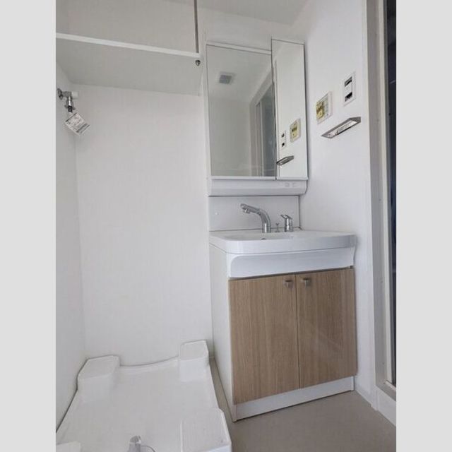 洗面設備　洗面脱衣所付き！独立洗面台が便利です♪♪