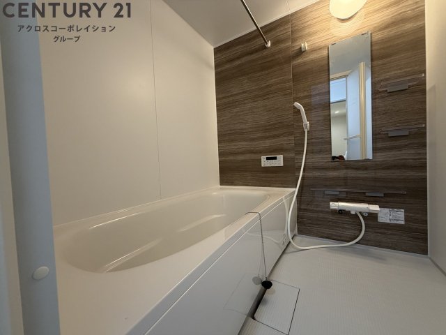 バス・シャワールーム　ゆったり過ごせるお風呂です