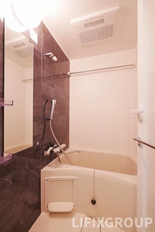 バス・シャワールーム　風呂