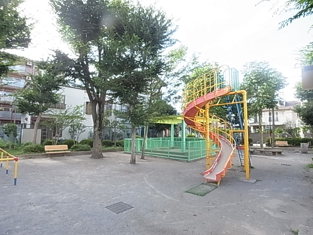 公園　道上児童遊園（公園）まで85m
