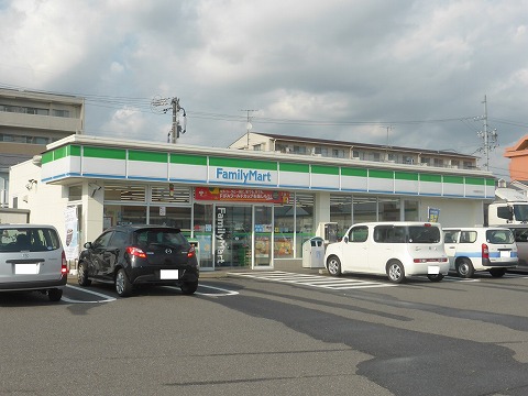 コンビニ　ファミリーマート 安城東栄町店（コンビニ）まで839m