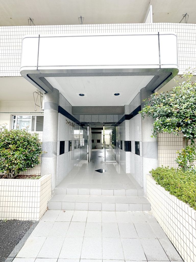 エントランス　★お部屋探しは、タウンハウジング多摩センター店へ★
