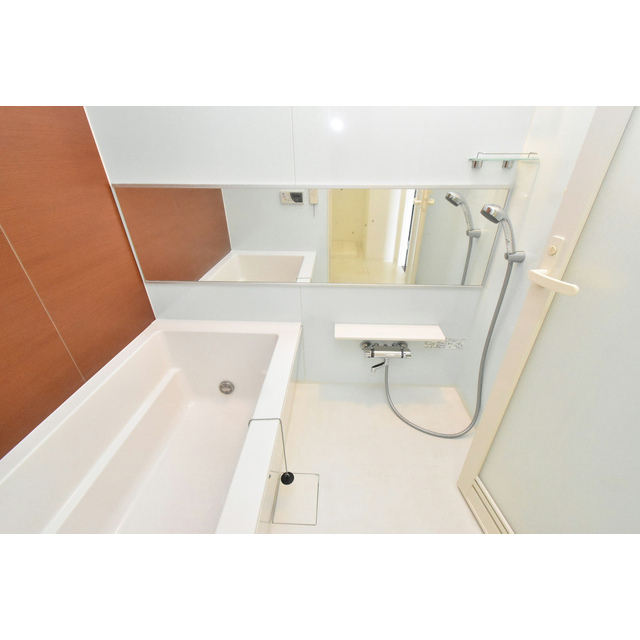 バス・シャワールーム　日々の疲れを癒すお風呂付です