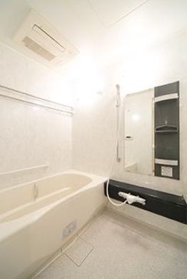 バス・シャワールーム　☆ゆったりくつろげるお風呂☆