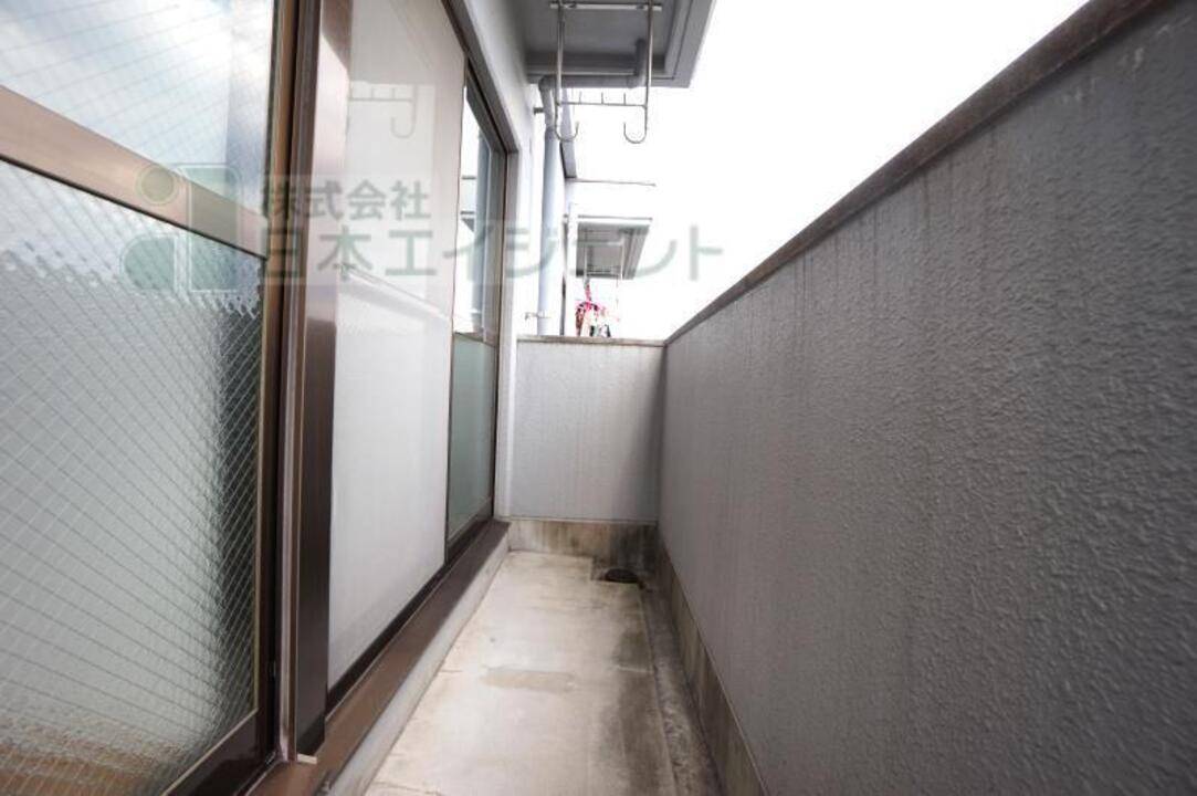 バルコニー　バルコニー