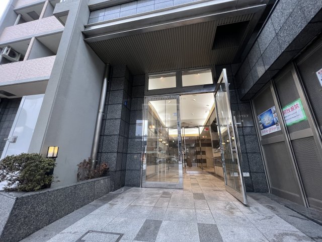 エントランス　フロンティアタワー九条III　エントランス