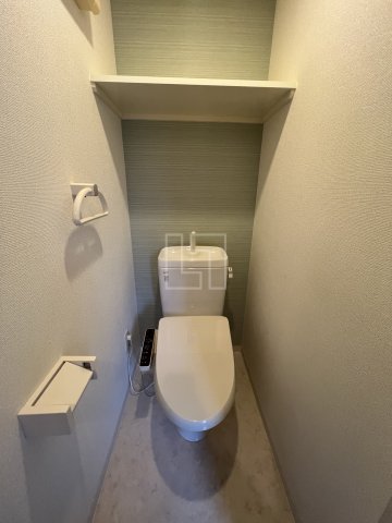 トイレ　CITY SPIRE九条III　温水洗浄便座