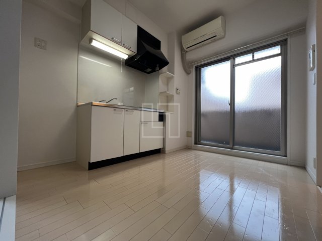 居室・リビング　CITY SPIRE九条III　ダイニングスペース