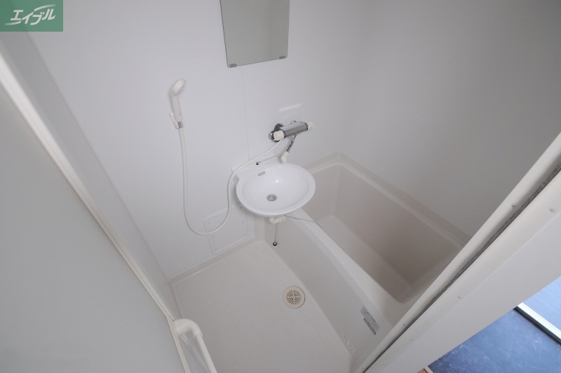 バス・シャワールーム　※写真と現状が異なる場合は現状を優先