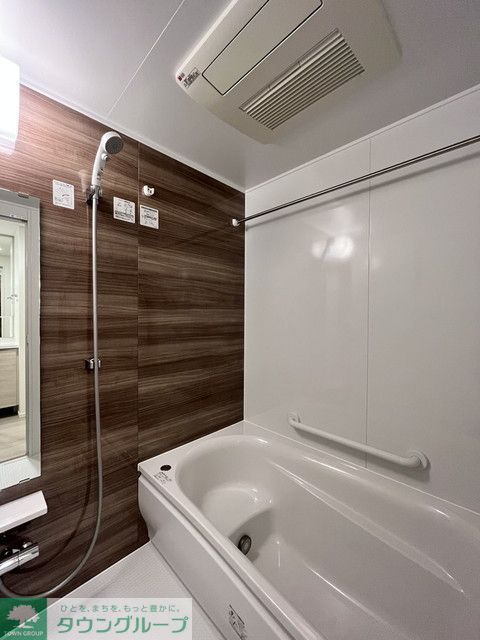 バス・シャワールーム　※写真は同タイプ住戸です。