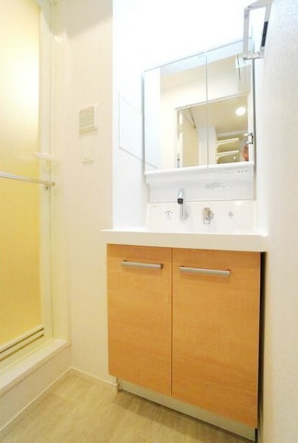 洗面設備　同仕様