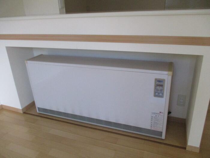 その他設備　蓄熱式暖房