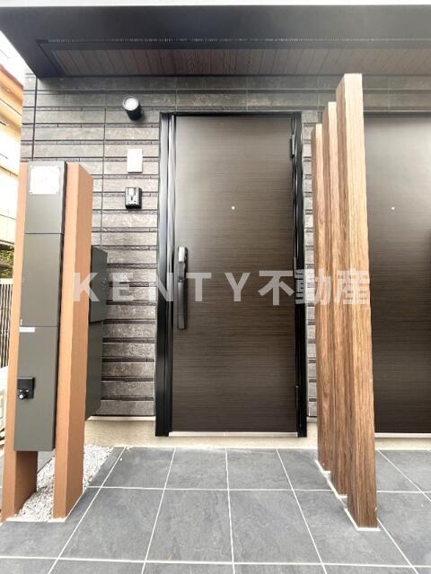 玄関　明るい玄関です