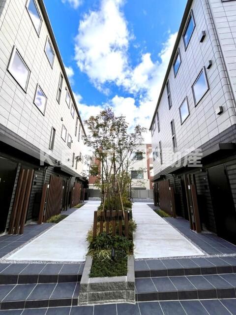 建物外観　外観は落ち着いています