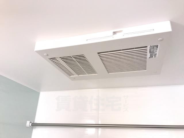 バス・シャワールーム　浴室乾燥機