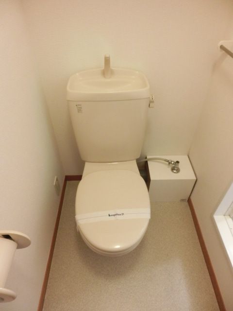 トイレ　清潔感のあるトイレです