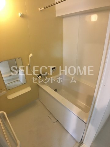 バス・シャワールーム　ゆったり過ごせるお風呂です 同型タイプ