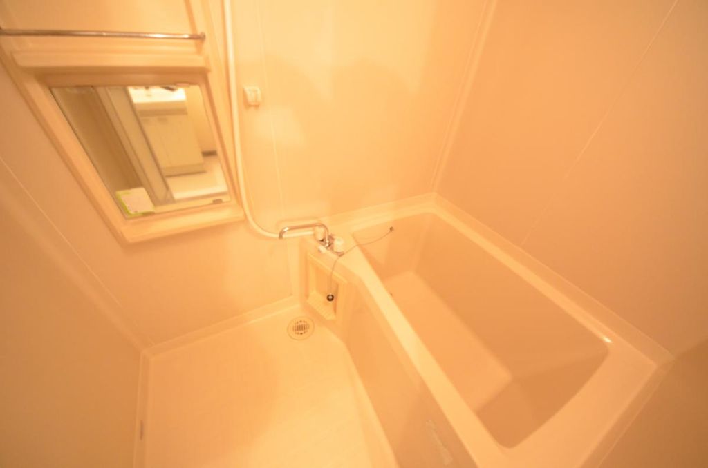 バス・シャワールーム　※別部屋の参考写真です※