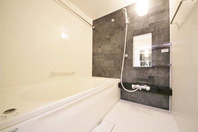 バス・シャワールーム　同物件別号室参考写真