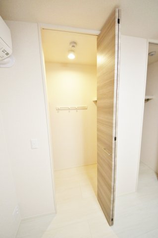 収納　同物件別号室参考写真