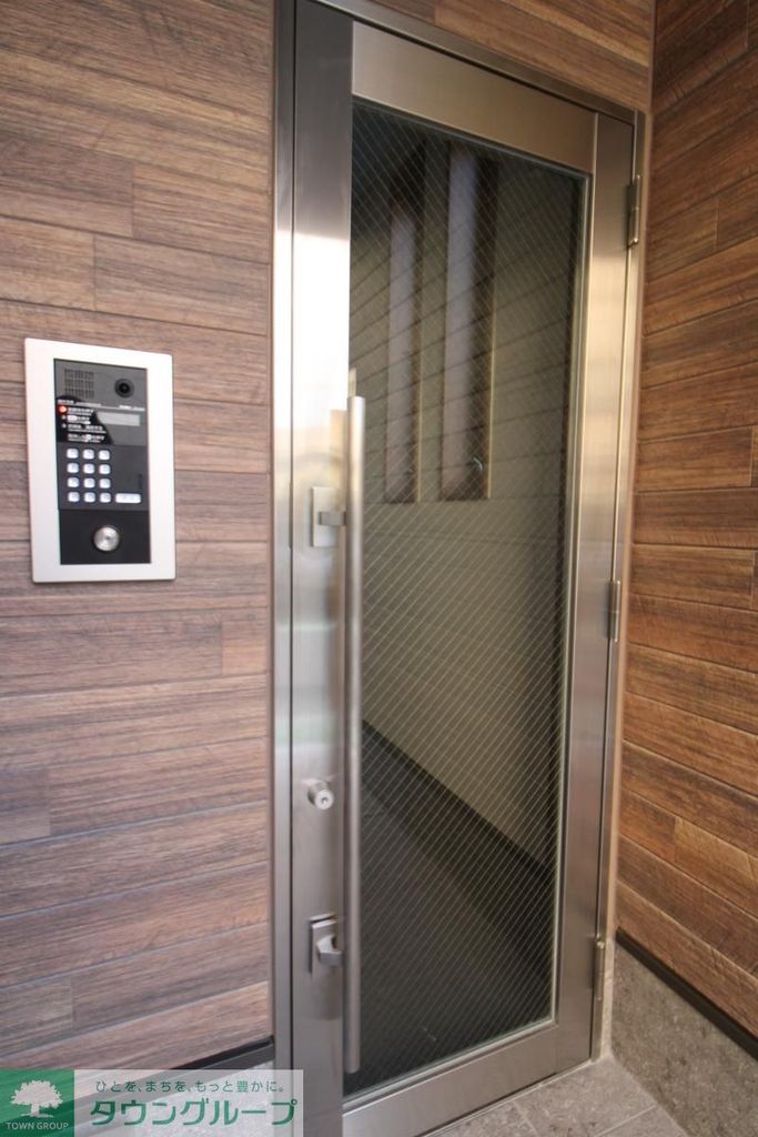 エントランス　☆彡お気軽にお問い合わせください。