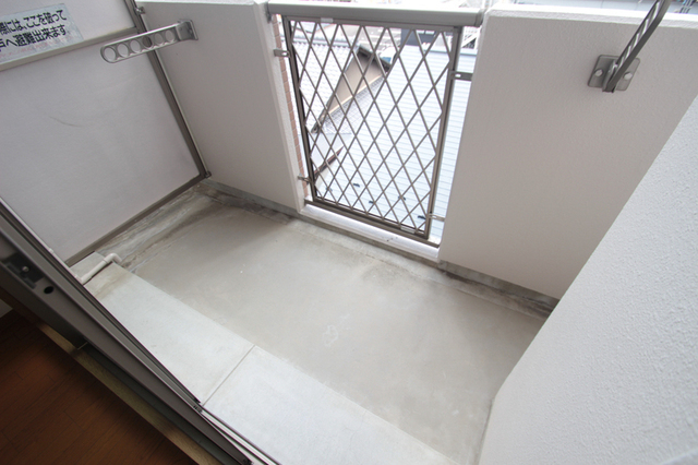 バルコニー　※別室の参考写真の為、現況優先です。