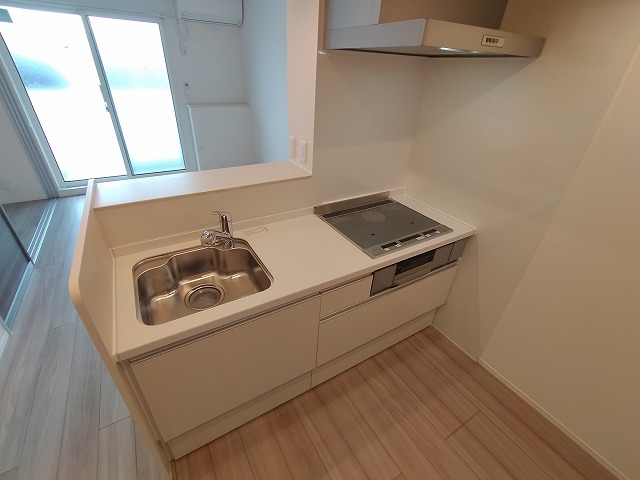 キッチン　システムキッチン（IH3口）