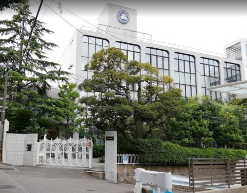 高校・高専　私立神戸常盤女子高校（高校・高専）まで820m