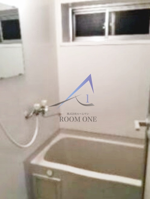 バス・シャワールーム　お風呂です。