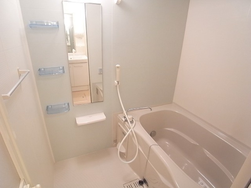 バス・シャワールーム　図面と現状に相違がある場合には現状を優先