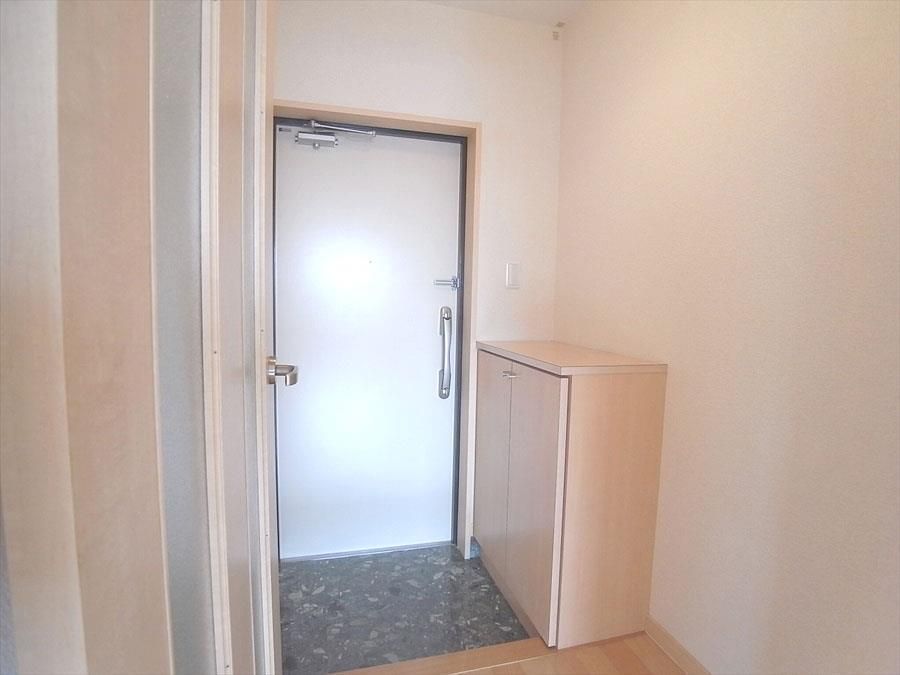 玄関　毎日通る玄関はこちらです※別号室の写真になります