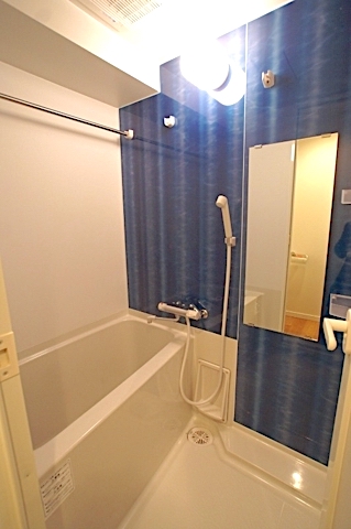 バス・シャワールーム　浴室