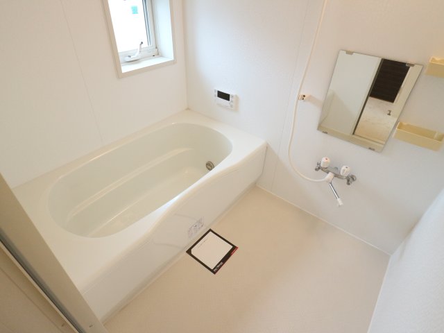 バス・シャワールーム　同系モデル写真