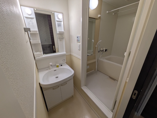 洗面設備　★過去募集時の写真です。