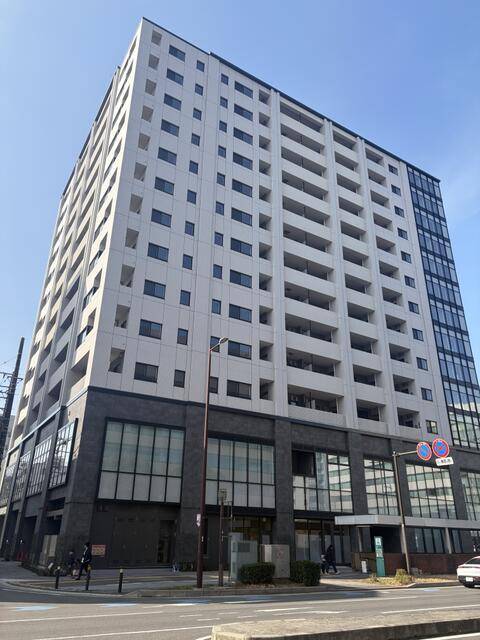 建物外観　オートロック付きです