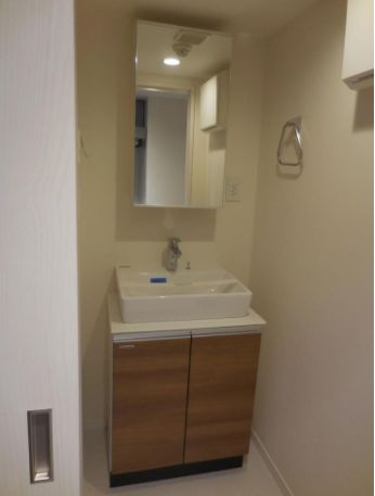 洗面設備　ウェルスクエアイズム明大前