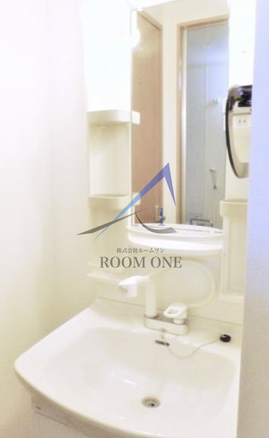 洗面設備　洗面台です。