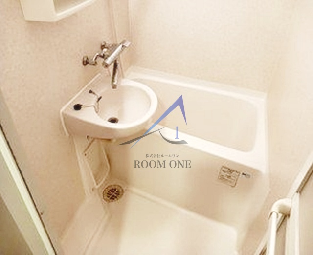 バス・シャワールーム　お風呂です。