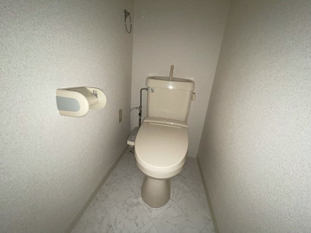 トイレ　バストイレセパレートタイプでオススメ♪